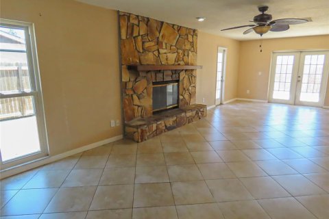 Villa ou maison à vendre à Largo, Floride: 4 chambres, 169.64 m2 № 2092971 - photo 10