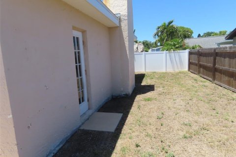 Villa ou maison à vendre à Largo, Floride: 4 chambres, 169.64 m2 № 2092971 - photo 19
