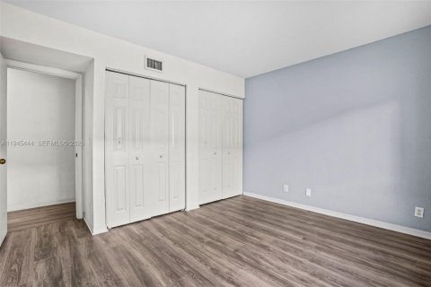 Купить виллу или дом в Уэстон, Флорида 4 спальни, 171.96м2, № 2024221 - фото 18