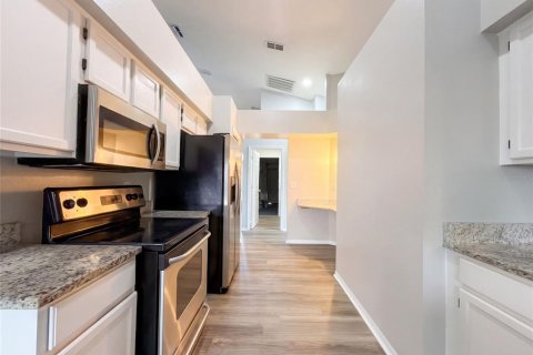House in Riverview, Florida 4 bedrooms, 183.67 sq.m. № 2390989 - photo 4