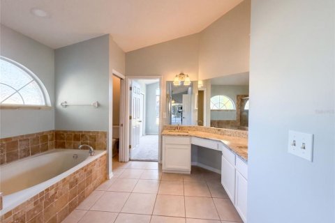 House in Riverview, Florida 4 bedrooms, 183.67 sq.m. № 2390989 - photo 29
