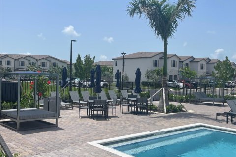 Adosado en venta en Homestead, Florida, 3 dormitorios, 123.37 m2 № 2054193 - foto 12