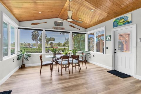 Casa en venta en New Port Richey, Florida, 3 dormitorios, 163.14 m2 № 2267506 - foto 16