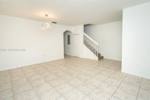 Copropriété à vendre à Miramar, Floride: 3 chambres, 139.82 m2 № 2089903 - photo 5