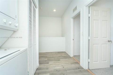 Copropriété à vendre à Miramar, Floride: 3 chambres, 139.82 m2 № 2089903 - photo 15