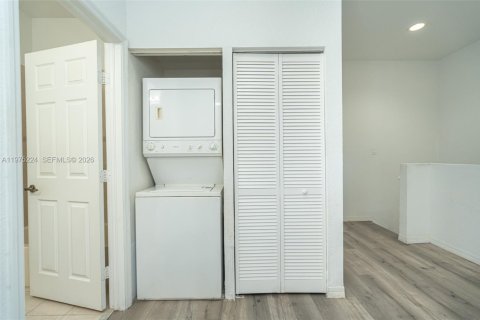 Copropriété à vendre à Miramar, Floride: 3 chambres, 139.82 m2 № 2089903 - photo 14