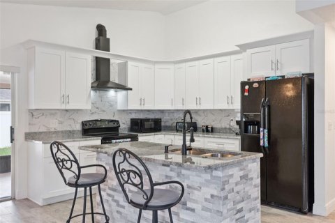 Villa ou maison à vendre à Orlando, Floride: 3 chambres, 124.4 m2 № 2215638 - photo 6