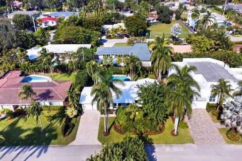 Casa en alquiler en Fort Lauderdale, Florida, 3 dormitorios, 155.89 m2 № 1168666 - foto 1