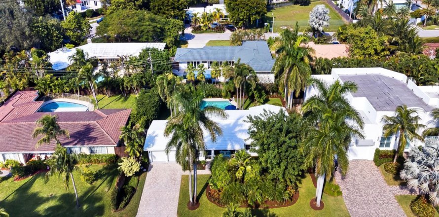 Casa en Fort Lauderdale, Florida 3 dormitorios, 155.89 m2 № 1168666