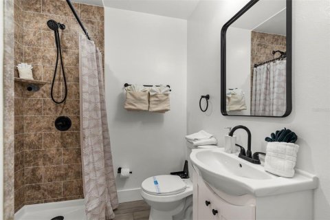 Casa en venta en Bradenton, Florida, 5 dormitorios, 184.23 m2 № 2157442 - foto 21