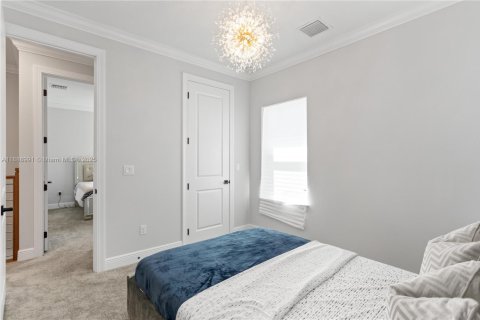 Casa en alquiler en Hollywood, Florida, 5 dormitorios, 232.44 m2 № 2012259 - foto 24