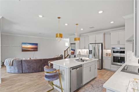 Casa en alquiler en Hollywood, Florida, 5 dormitorios, 232.44 m2 № 2012259 - foto 13