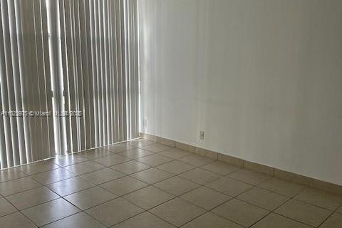 Condominio en alquiler en Sunny Isles Beach, Florida, 1 dormitorio, 71.26 m2 № 1787195 - foto 8