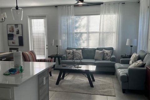 Adosado en venta en Davenport, Florida, 3 dormitorios, 150.87 m2 № 2197745 - foto 3