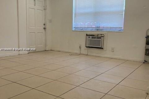 Immobilier commercial à vendre à Fort Lauderdale, Floride: 247.12 m2 № 1979427 - photo 6