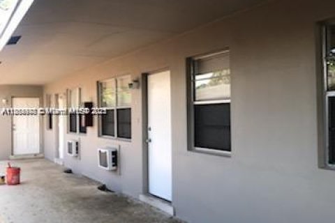 Immobilier commercial à Fort Lauderdale, Floride 247.12 m2 № 1979427