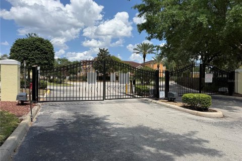 Townhouse in Orlando, Florida 3 bedrooms, 129.69 sq.m. № 2145484 - photo 23