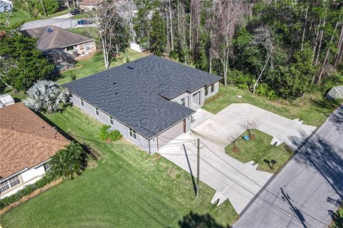 House in Palm Coast, Florida 4 bedrooms, 236.71 sq.m. № 1751295 - photo 11