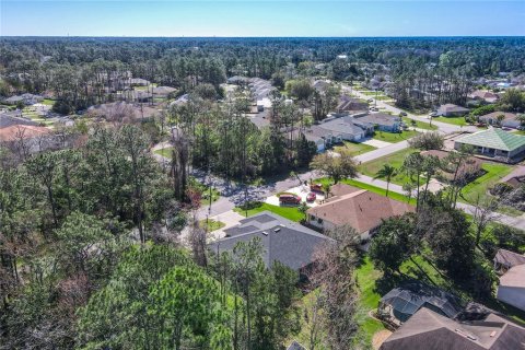 House in Palm Coast, Florida 4 bedrooms, 236.71 sq.m. № 1751295 - photo 17