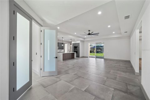 House in Palm Coast, Florida 4 bedrooms, 236.71 sq.m. № 1751295 - photo 19