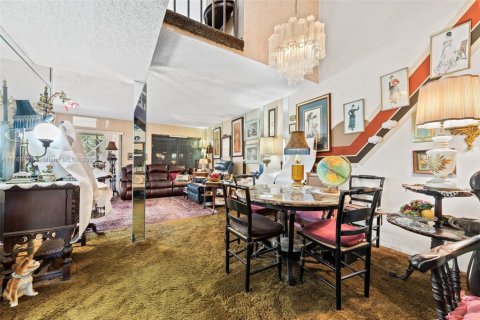 Touwnhouse à vendre à Hollywood, Floride: 3 chambres, 170.01 m2 № 1868716 - photo 8