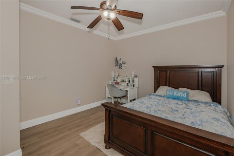 Casa en alquiler en Pembroke Pines, Florida, 4 dormitorios, 261.06 m2 № 2074983 - foto 26
