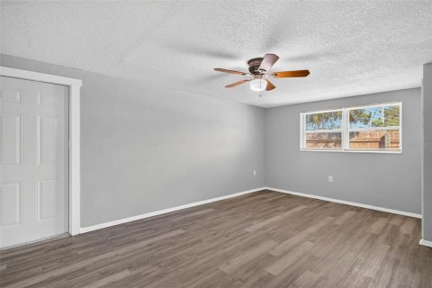 Villa ou maison à louer à Port Richey, Floride: 3 chambres, 167.78 m2 № 2425601 - photo 16