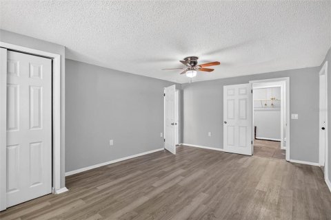 Villa ou maison à louer à Port Richey, Floride: 3 chambres, 167.78 m2 № 2425601 - photo 17