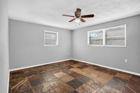 Villa ou maison à louer à Port Richey, Floride: 3 chambres, 167.78 m2 № 2425601 - photo 29