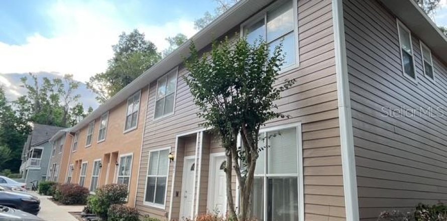 Condo in Gainesville, Florida, 2 bedrooms № 2213970