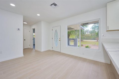 Villa ou maison à vendre à Indian lake estates, Floride: 3 chambres, 165.37 m2 № 2214888 - photo 12