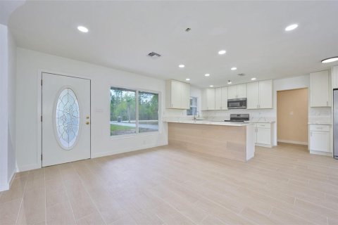 Villa ou maison à vendre à Indian lake estates, Floride: 3 chambres, 165.37 m2 № 2214888 - photo 15