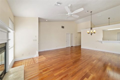 Townhouse in Ocala, Florida 2 bedrooms, 106.93 sq.m. № 1542013 - photo 30