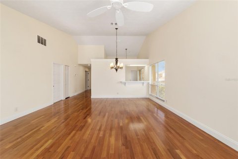 Townhouse in Ocala, Florida 2 bedrooms, 106.93 sq.m. № 1542013 - photo 2