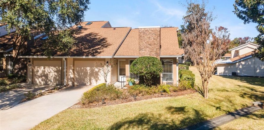 Townhouse in Ocala, Florida 2 bedrooms, 106.93 sq.m. № 1542013