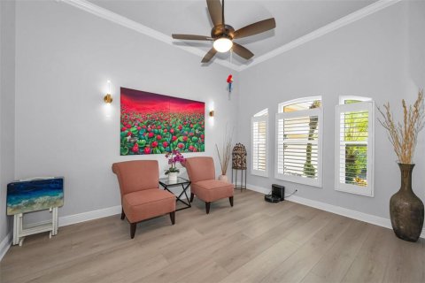 House in Trinity, Florida 4 bedrooms, 261.24 sq.m. № 2297059 - photo 14