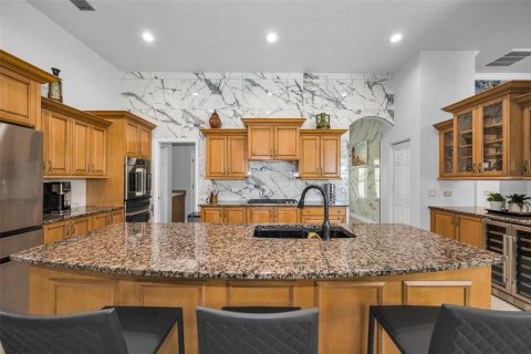 House in Trinity, Florida 4 bedrooms, 261.24 sq.m. № 2297059 - photo 20