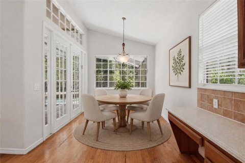 House in Orlando, Florida 5 bedrooms, 345.78 sq.m. № 2157977 - photo 22