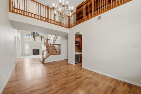 House in Orlando, Florida 5 bedrooms, 345.78 sq.m. № 2157977 - photo 11