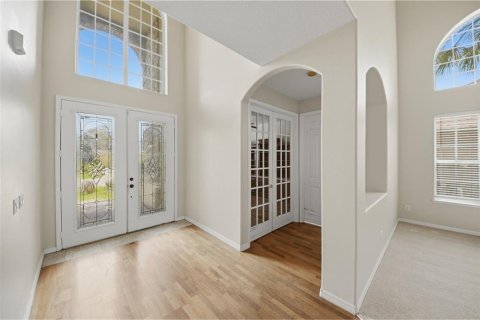 House in Orlando, Florida 5 bedrooms, 345.78 sq.m. № 2157977 - photo 4