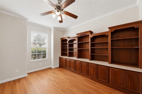 House in Orlando, Florida 5 bedrooms, 345.78 sq.m. № 2157977 - photo 13