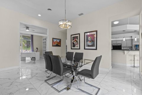 Villa ou maison à vendre à Tarpon Springs, Floride: 5 chambres, 465.81 m2 № 1845204 - photo 28