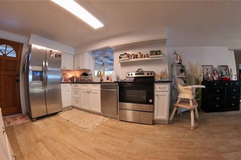 Casa en venta en Spring Hill, Florida, 2 dormitorios, 91.6 m2 № 2156453 - foto 8