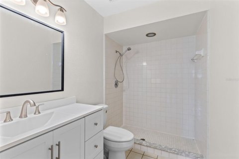 Touwnhouse à vendre à Casselberry, Floride: 2 chambres, 104.42 m2 № 2092331 - photo 18