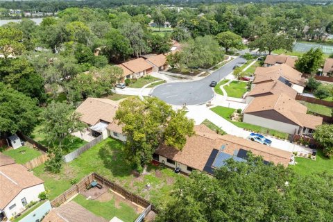 Touwnhouse à vendre à Casselberry, Floride: 2 chambres, 104.42 m2 № 2092331 - photo 6