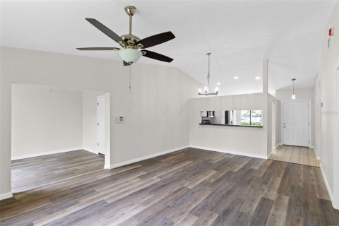 Touwnhouse à vendre à Casselberry, Floride: 2 chambres, 104.42 m2 № 2092331 - photo 22