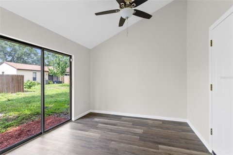 Touwnhouse à vendre à Casselberry, Floride: 2 chambres, 104.42 m2 № 2092331 - photo 19