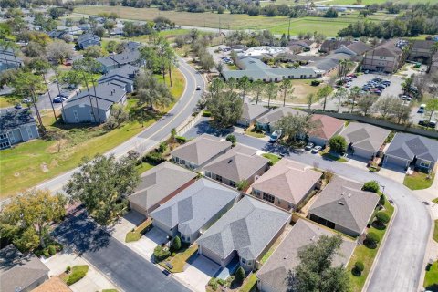 House in Ocala, Florida 2 bedrooms, 113.81 sq.m. № 1549517 - photo 3