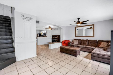 Adosado en venta en Tamarac, Florida, 3 dormitorios, 156.08 m2 № 2024734 - foto 5