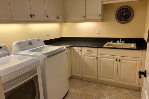 Casa en alquiler en Sarasota, Florida, 3 dormitorios, 271.27 m2 № 1801743 - foto 24